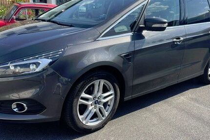 Ford S-Max 150.000 km 13.990 &euro; Bonn 53227