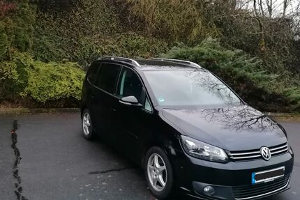 VW Touran 198.000 km 8.499 &euro; Diethardt 56355
