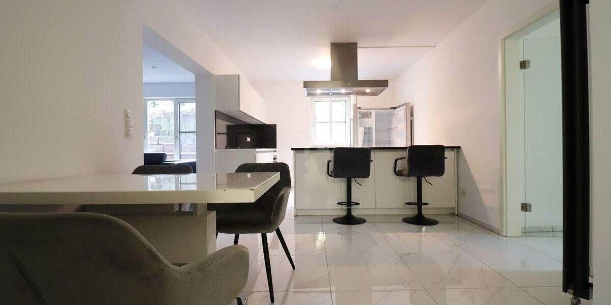 Etagenwohnung Burgoberbach - 2 Zimmer, 75 m&sup2;, 199.000&euro; | Angebot:24807918