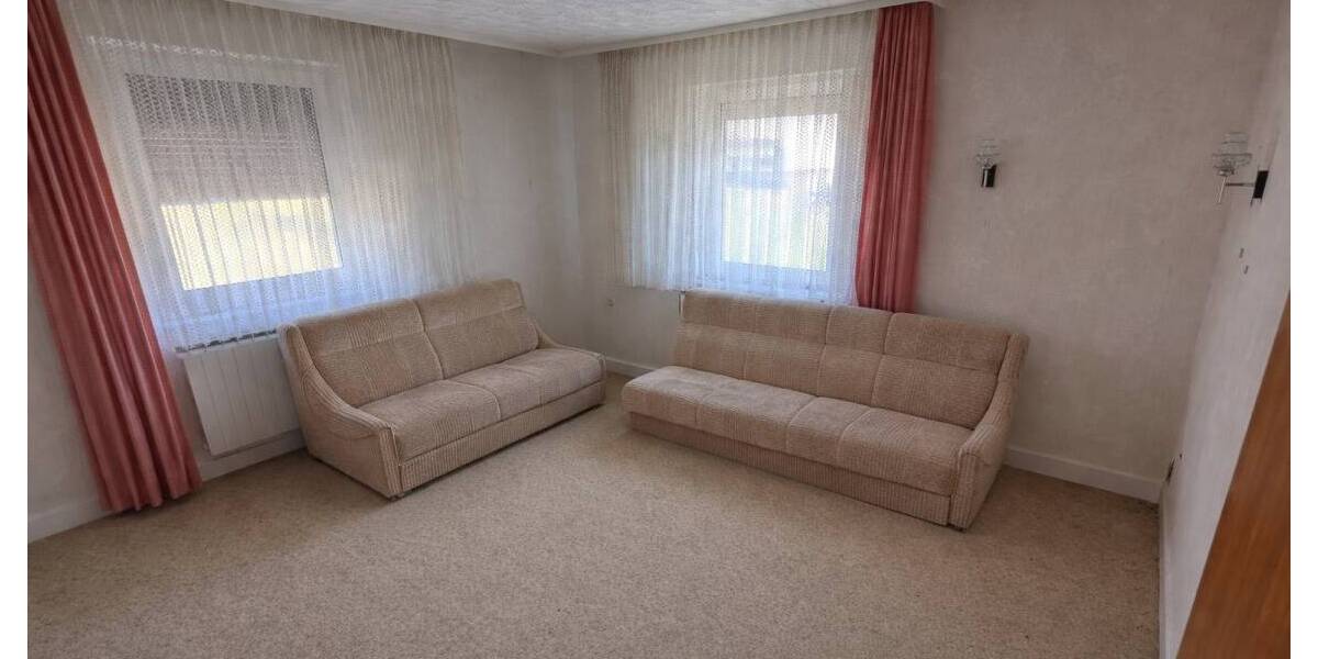 Einfamilienhaus Arnsberg Wennigloh - 7 Zimmer, 180 m&sup2;, 190.000&euro; | Angebot:26733402