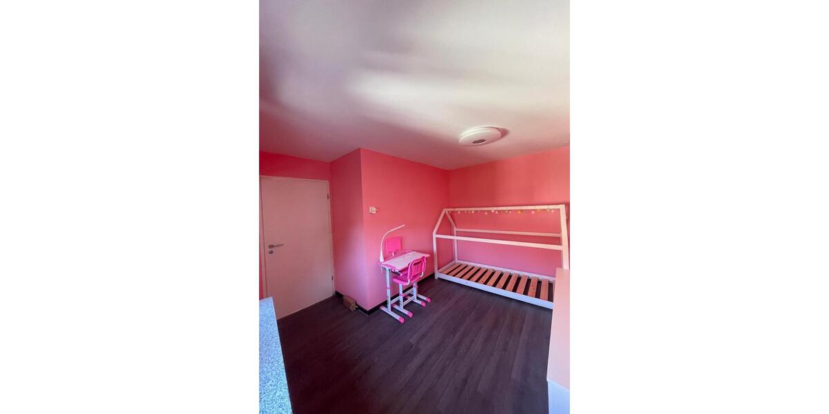Mehrfamilienhaus, Wohnhaus Niederwerrn - 9 Zimmer, 243 m&sup2;, 420.000&euro; | Angebot:26942074