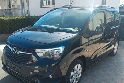 Opel Combo Life 97.000 km 12.400 &euro; Kassel-Lohfelden 34253