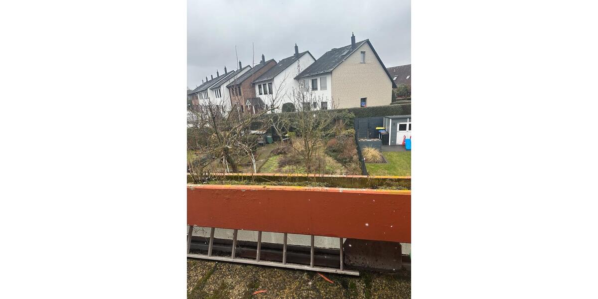 Reihenhaus Laatzen - 5 Zimmer, 127 m&sup2;, 1.900&euro; | Angebot:25082174