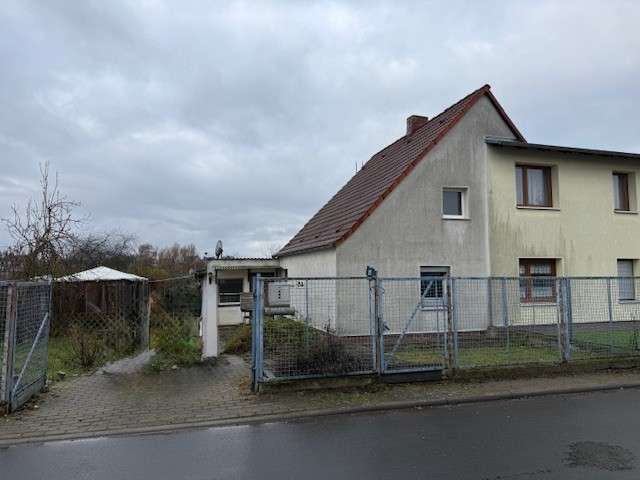 Haus zum Kaufen in Prenzlau 80.000 € 83 m² 4 zimmer