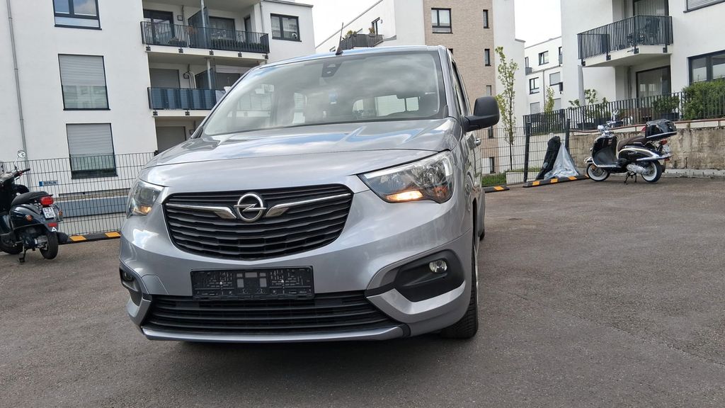 Opel Combo Life 189.000 km 8.100 &euro; Solingen 42697