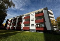 Renovierte 2,5 Zimmer-Mietwohnung im Hochparterre mit Balkon in Fürth-Hardhöhe!