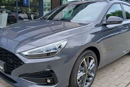 Hyundai i30 2.500 km 31.190 &euro; Espelkamp 32339