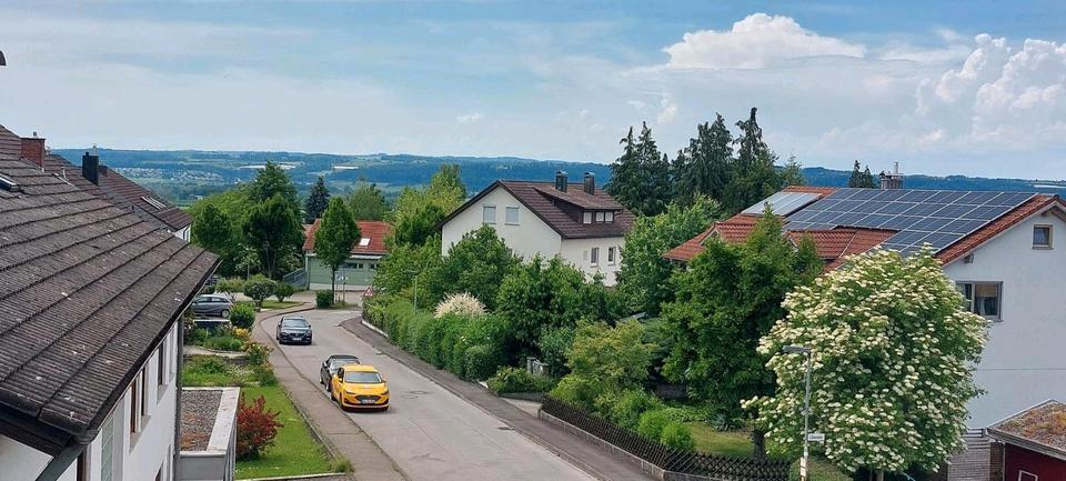 Baindt Marsweiler, Blick ins Grüne und Bergsicht