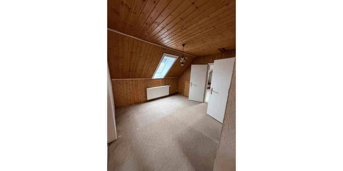 Einfamilienhaus Plessa - 8 Zimmer, 110 m&sup2;, 185.000&euro; | Angebot:26834430