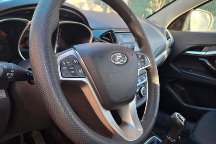 Lada Vesta 65.585 km 9.500 &euro; Tottleben 99947