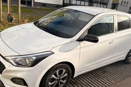 Hyundai i20 47.990 km 12.700 &euro; Bochum 44795