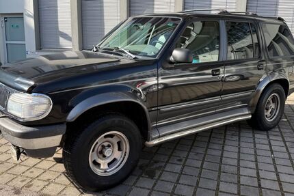 Ford Explorer 157.111 km 4.999 &euro; München 80636