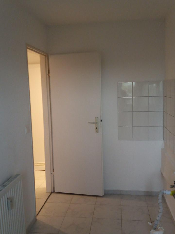 3 Zimmer Eigentumswohnung renoviert ohne Maklergebühren 74,26 qm