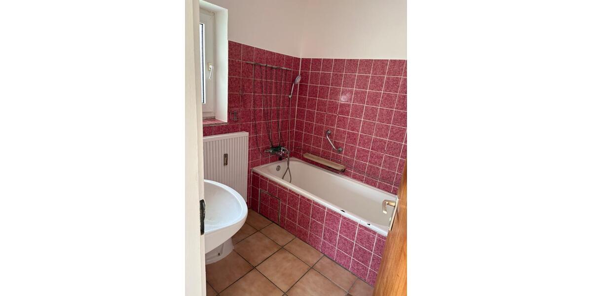 Etagenwohnung Göppingen Bruckwasen - 1 Zimmer, 30 m&sup2;, 450&euro; | Angebot:26354803