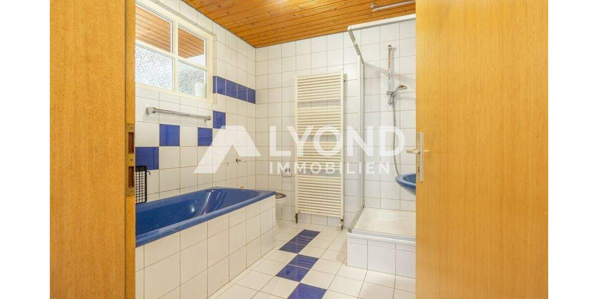 Etagenwohnung Sulz am Neckar Sulz - 2 Zimmer, 77 m&sup2;, 129.000&euro; | Angebot:25927636