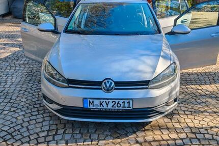 VW Golf 255.000 km 7.750 &euro; München 80636