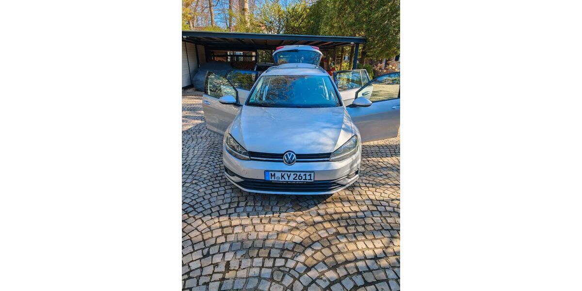 VW Golf 255.000 km 7.750 &euro; München 80636