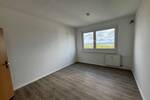 Etagenwohnung Zwickau Neuplanitz - 4 Zimmer, 75 m&sup2;, 450&euro; | Angebot:26643750