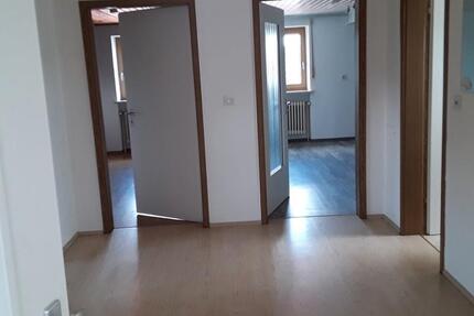 Wohnung Roding - 3 Zimmer, 85 m&sup2;, 800&euro; | Angebot:26416490
