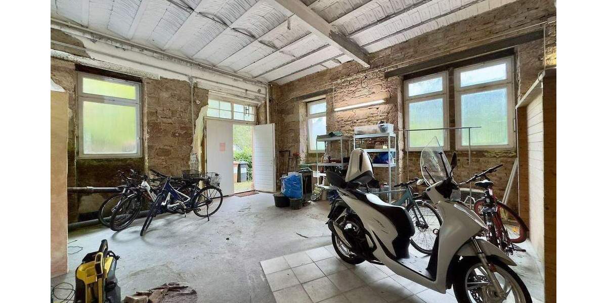 Gewerbeobjekt Freiburg im Breisgau Günterstal - 2 Zimmer, 124 m&sup2;, 338.000&euro; | Angebot:26230062