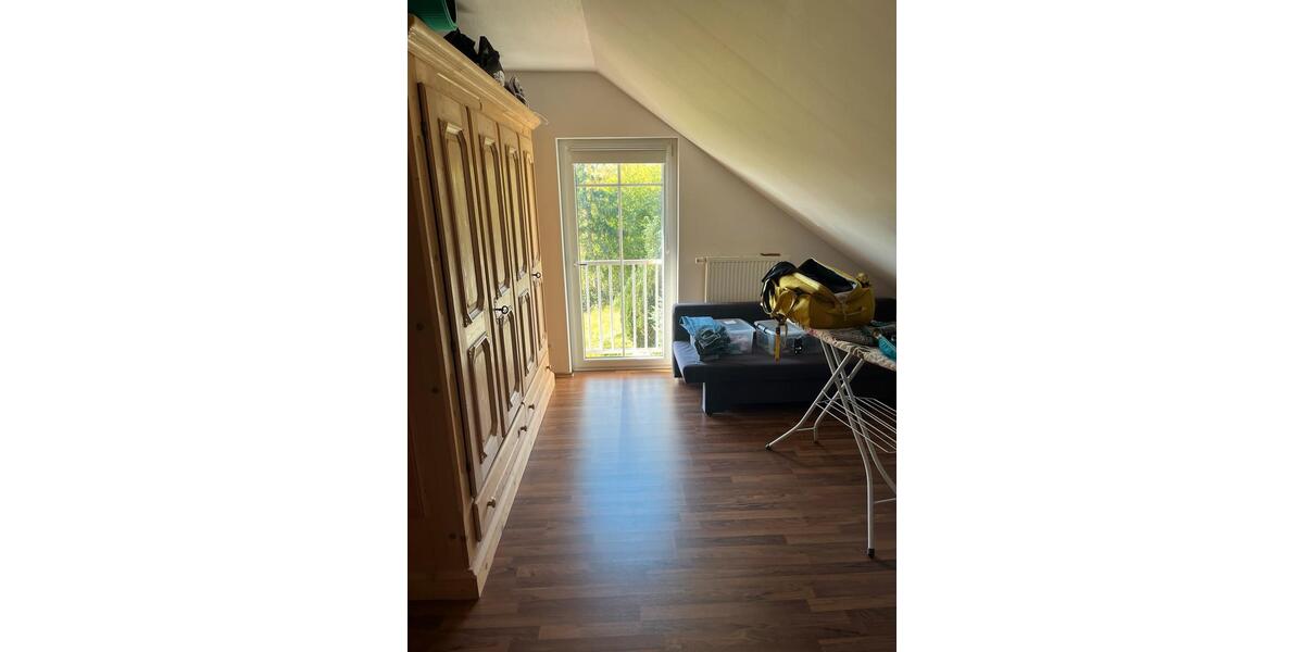 Einfamilienhaus Altdorf bei Nürnberg - 4.5 Zimmer, 150 m&sup2;, 1.700&euro; | Angebot:26640561