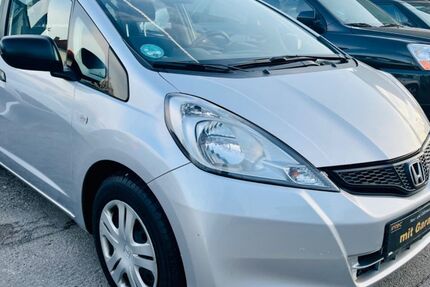 Honda Jazz 212.000 km 3.290 € München 81825