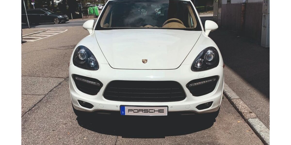 Porsche Cayenne 216.000 km 22.999 &euro; Pforzheim 75172
