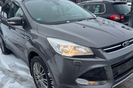 Ford Kuga 186.000 km 7.800 &euro; Homberg 35315