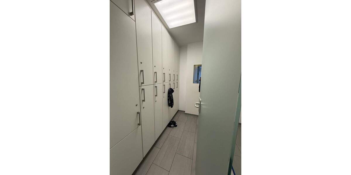 Gut vermietete Zahnarztpraxis in Aulendorf zimmer