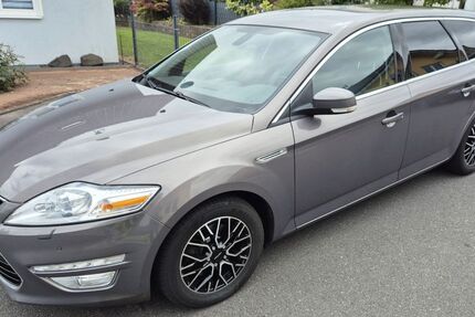 Ford Mondeo 209.341 km 4.900 &euro; Paderborn 33106