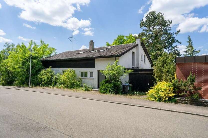 Haus zum Kaufen in Tübingen 1.690.000 € 374 m²
