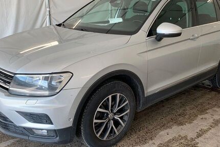 VW Tiguan 107.500 km 19.990 &euro; Steinbach-Hallenberg OT Herges-Hallenberg 98587