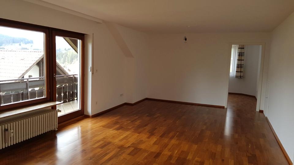 Dachgeschoßwohnung Baiersbronn - 3 Zimmer, 78 m&sup2;, 740&euro; | Angebot:26624317