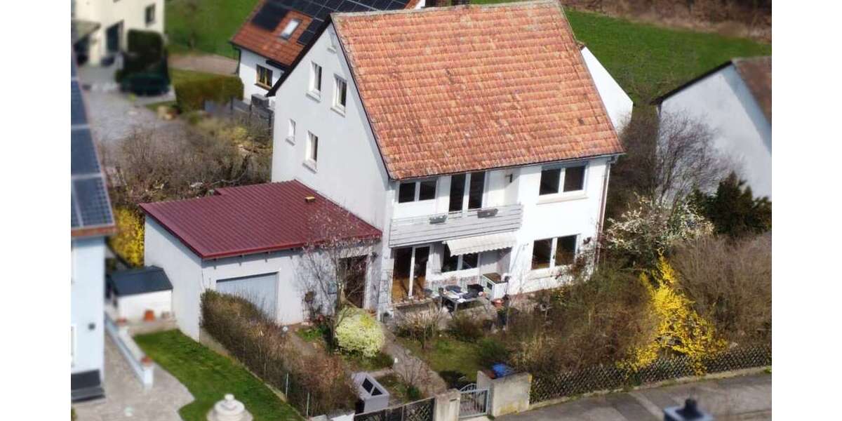 Einfamilienhaus Neustadt an der Aisch - 7 Zimmer, 165 m&sup2;, 300.000&euro; | Angebot:26335239