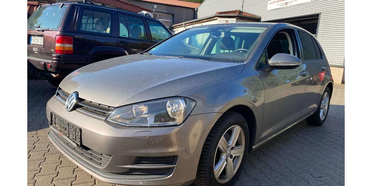 VW Golf 110.000 km 11.299 &euro; Eppstein 65817