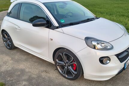 Opel Adam 125.000 km 9.150 &euro; Beckum 59269