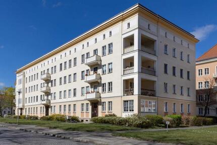 Wohnung Eisenhüttenstadt - 3 Zimmer, 64 m&sup2;, 403&euro; | Angebot:25367974