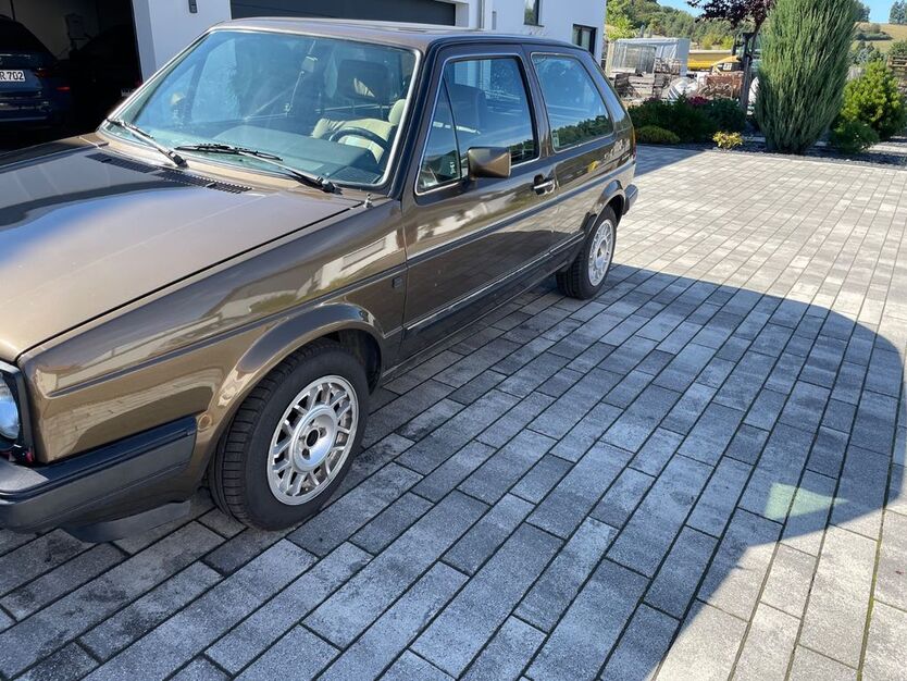 VW Golf 174.902 km 2.600 € Wimbach 53518