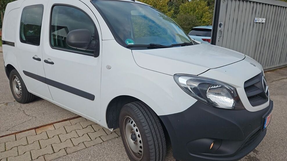 Mercedes-Benz Citan 106.000 km 11.300 € KARLSFELD (b.München) 85757