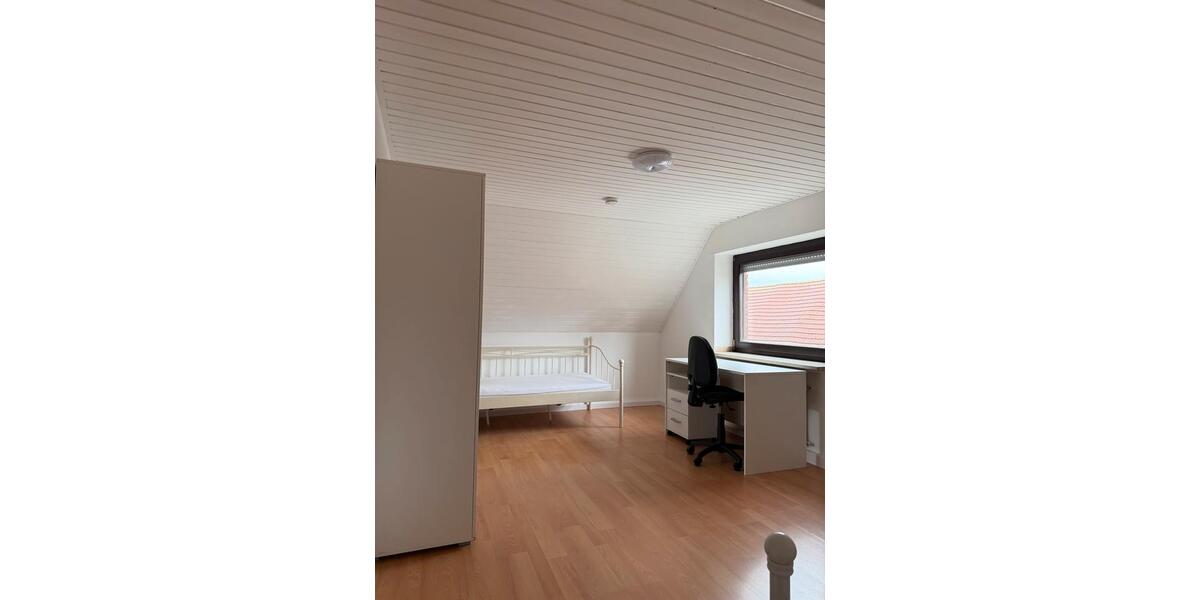 Dachgeschoßwohnung Billerbeck - 3 Zimmer, 65 m&sup2;, 790&euro; | Angebot:25612875