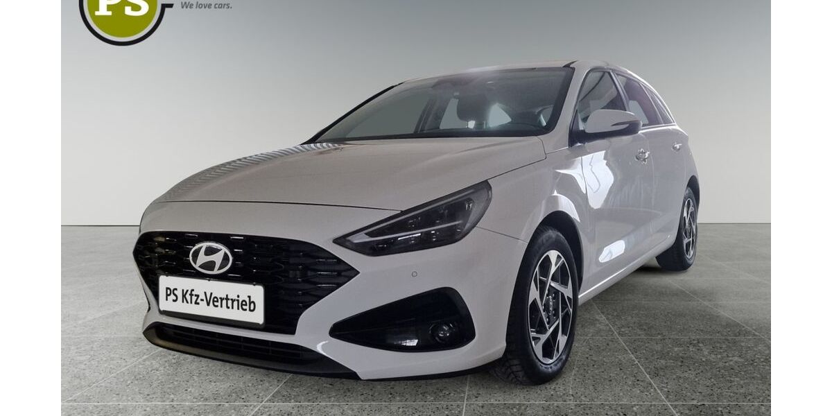 Hyundai i30 27.400 km 18.880 &euro; Nürnberg 90480