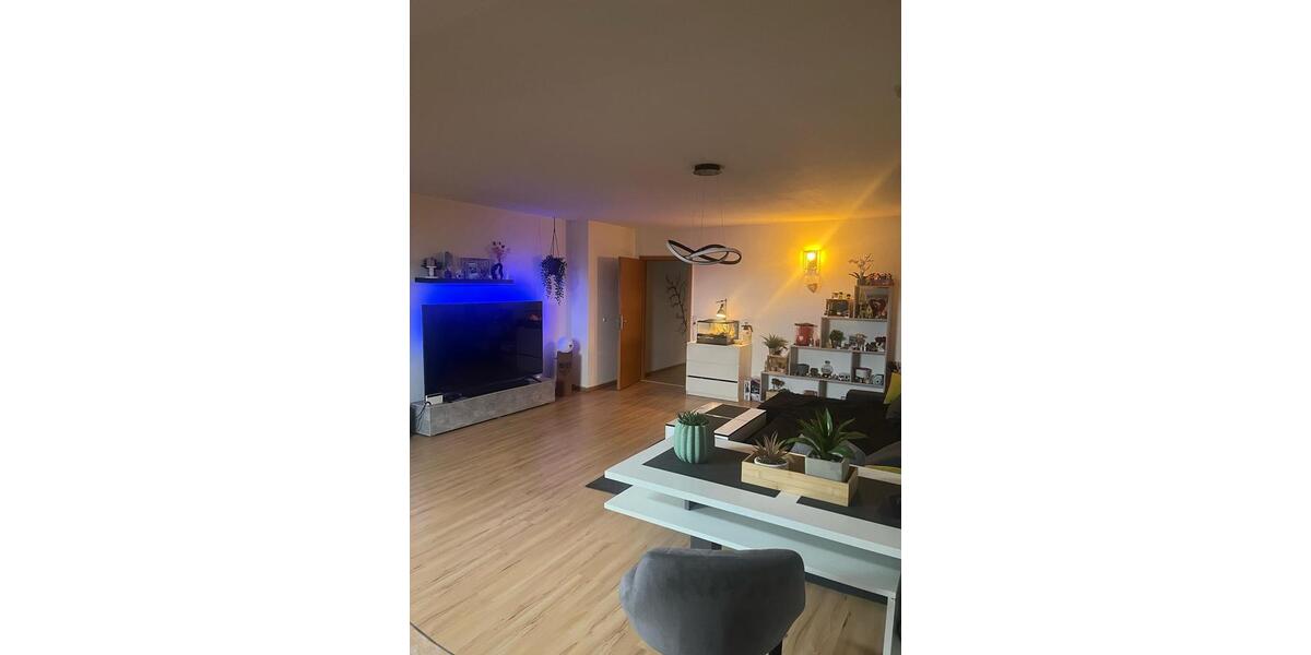 Dachgeschoßwohnung Waren (Müritz) - 2 Zimmer, 64 m&sup2;, 670&euro; | Angebot:26325872