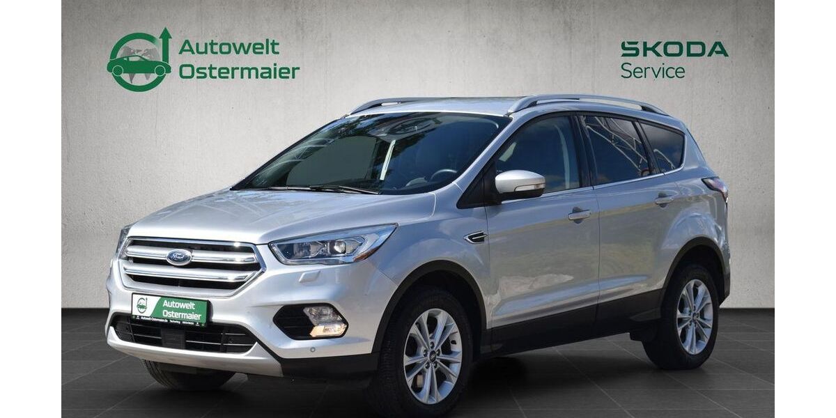 Ford Kuga 92.785 km 12.885 &euro; Tacherting 83342