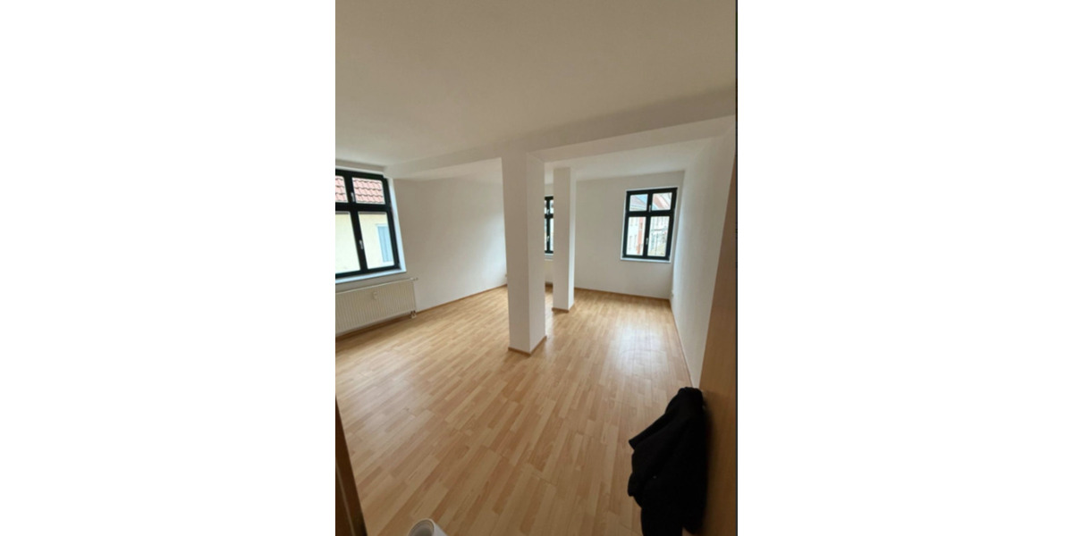 Etagenwohnung Gräfenhainichen - 3 Zimmer, 70 m&sup2;, 650&euro; | Angebot:24847871