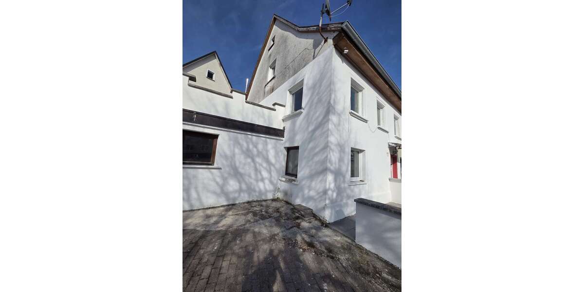 Einfamilienhaus Dürbheim - 5 Zimmer, 140 m&sup2;, 99.999&euro; | Angebot:25904898