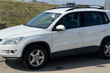 VW Tiguan 215.000 km 3.350 &euro; Dotternhausen 72359