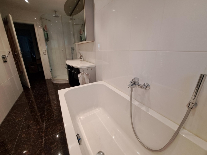 4,5-Zimmer-Wohnung (ohne Balkon!) in München-Sendling