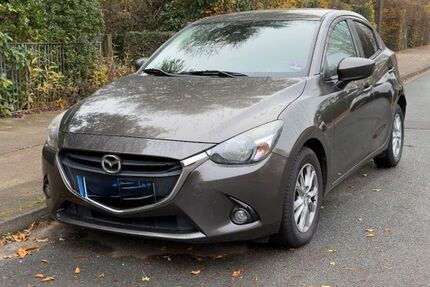 Mazda 2 99.000 km 11.250 &euro; Hamburg 22399