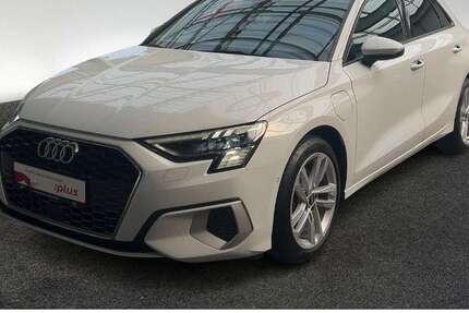 Audi A3 76.322 km 24.950 &euro; Hamburg 22529
