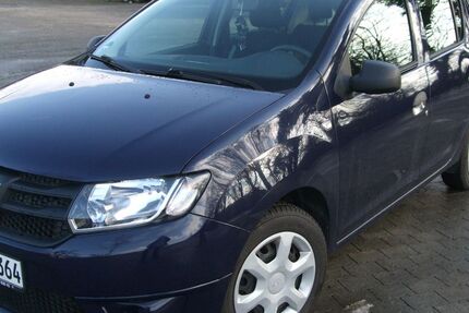 Dacia Sandero 100.000 km 3.750 &euro; Lahnau 35633